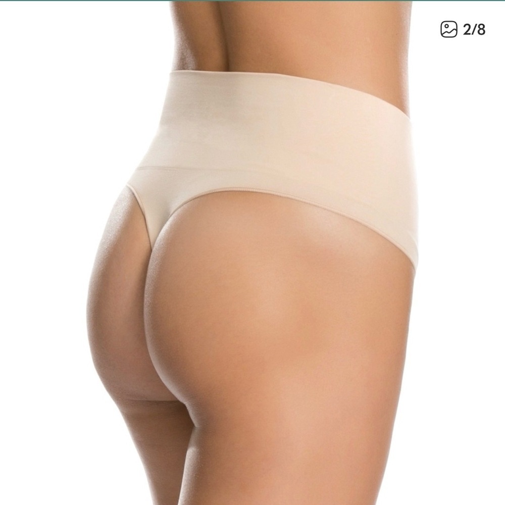 NWT Spanx Everyday Shaping Panties Thong soft nude sz medium